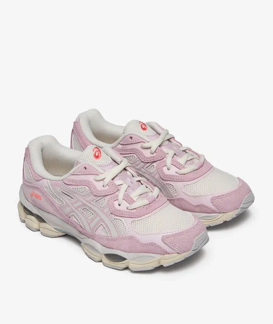 Asics Gel NYC  with two laces