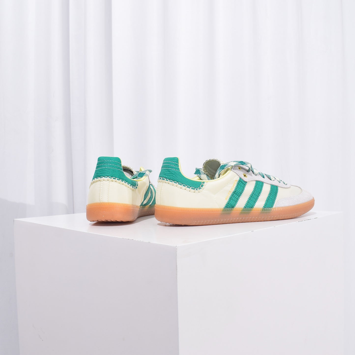 Adidas samba